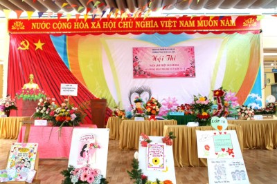 HỘI THI TRƯNG BÀY THIỆP VÀ CẮM HOA CHÀO MỪNG NGÀY PHỤ NỮ VIỆT NAM 20/10
