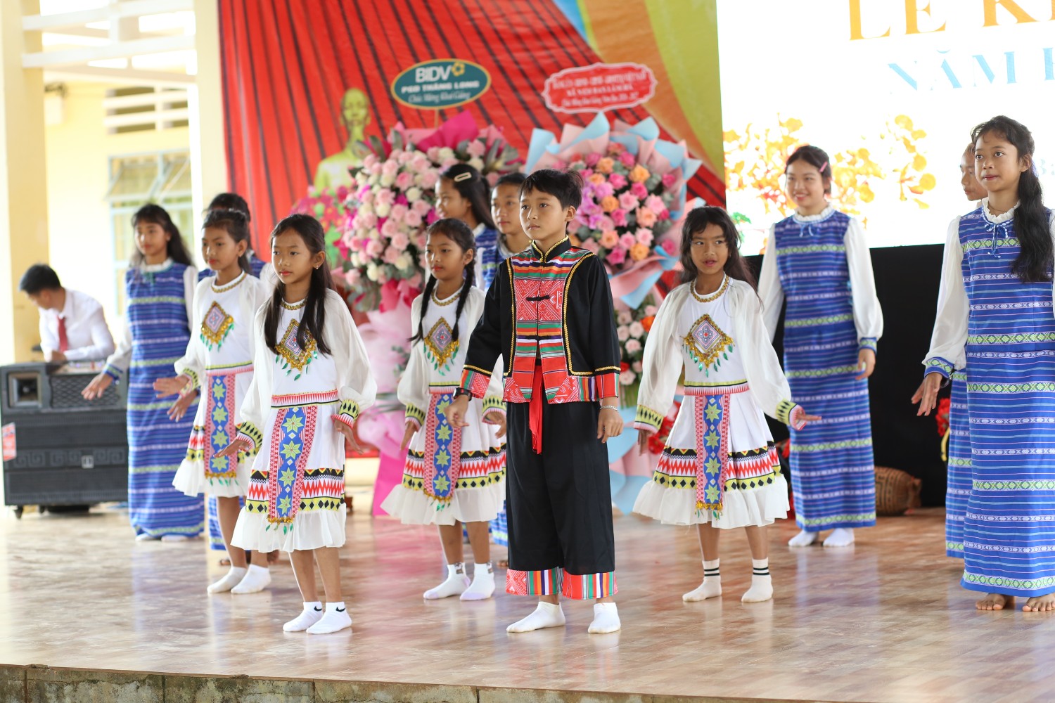 IMG-4989.jpg